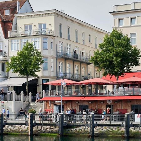 Johouse Apartment 6 Rostock Bagian luar foto